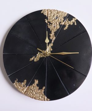 Ručne vyrobené nástenné hodiny – Black gold