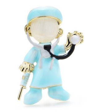 Luxusná smaltovaná brošňa v podobe vyšetrujúceho doktora v modrej farbe