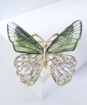 Luxusná brošňa na šaty v tvare zeleného motýľa